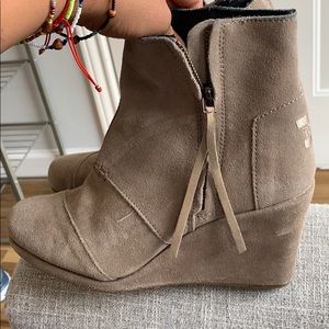 TOMS suede wedge boot